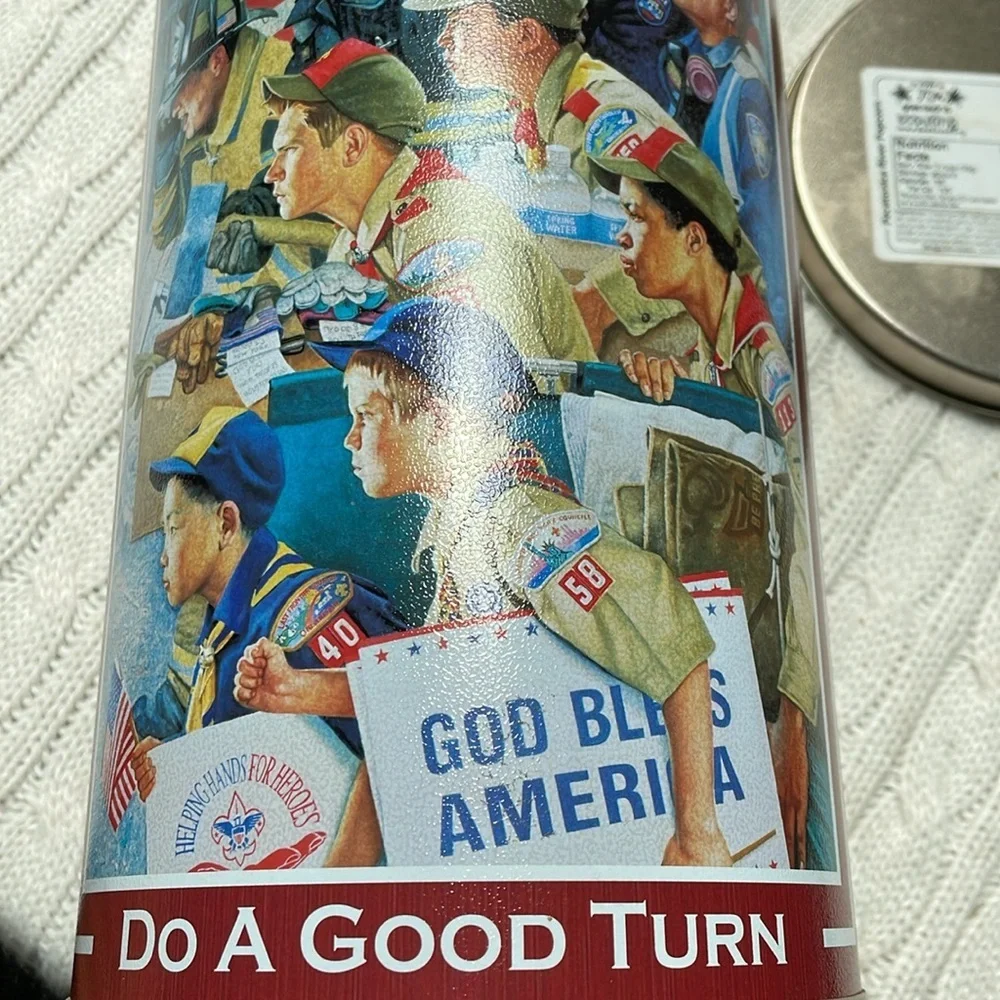 Boy Scouts Popcorn tin with lid. Joseph Csatari God Bless America Do a Good Turn